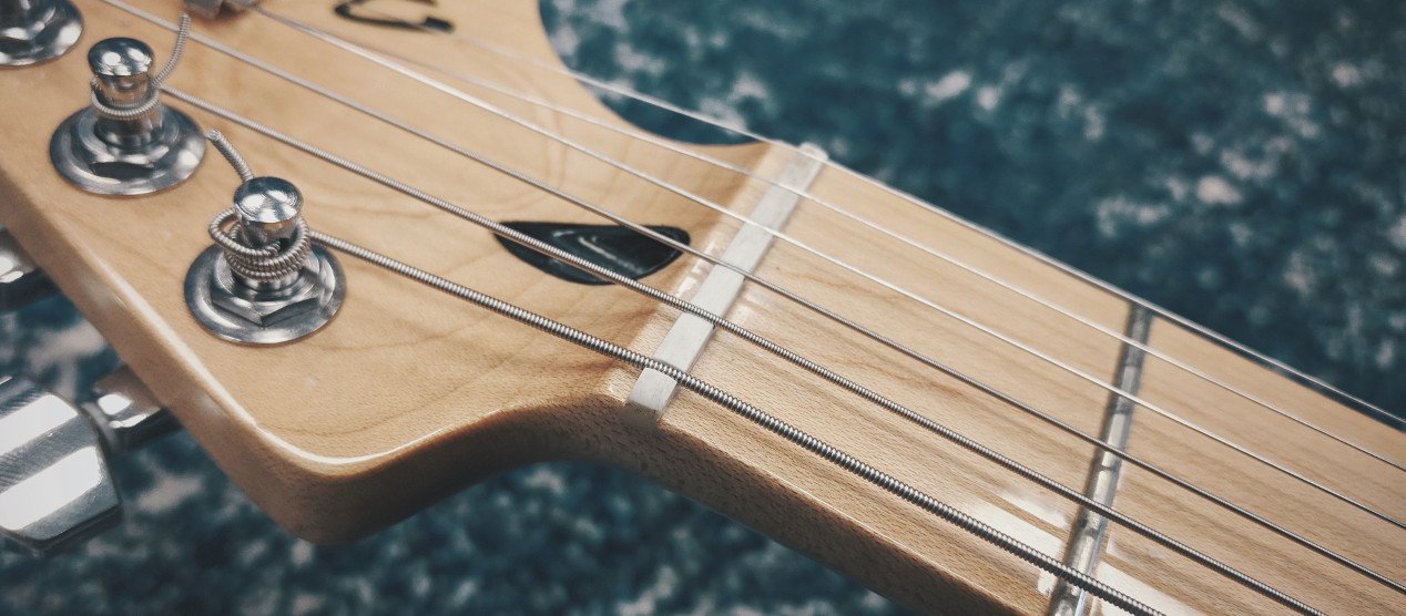 Adjusting Action using the Truss Rod