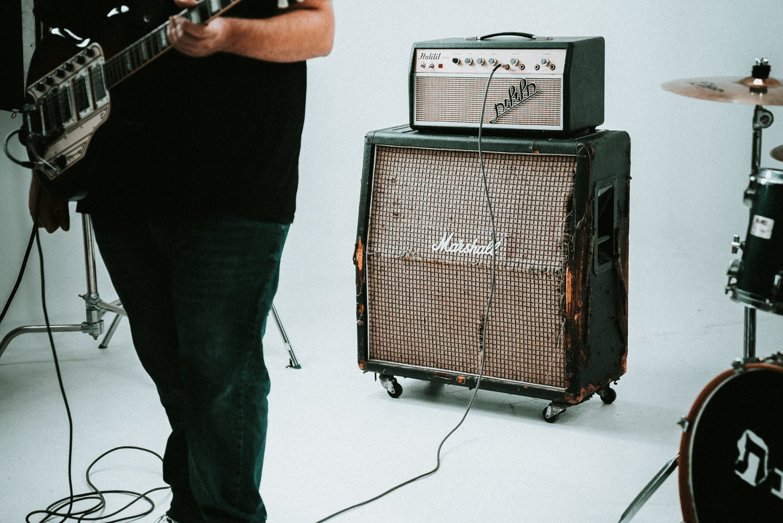 How Speaker Size Affects Guitar Tone